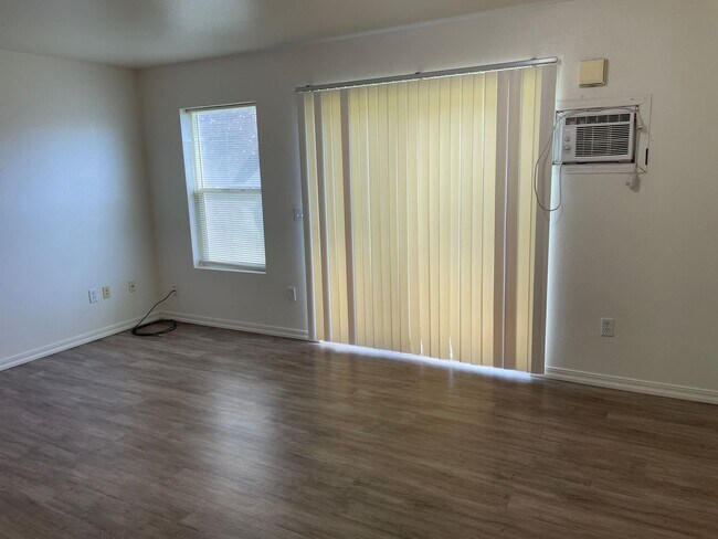 Foto del edificio - Apartment in Ephrata with Garage!