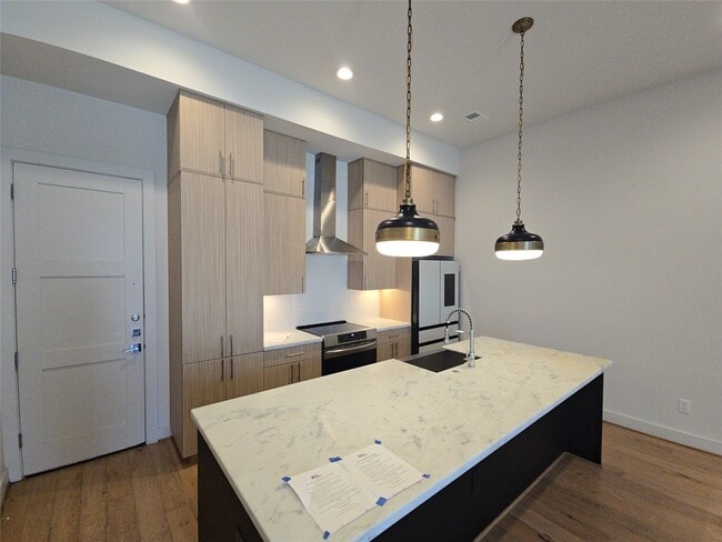 Foto del edificio - 2414 Gray St