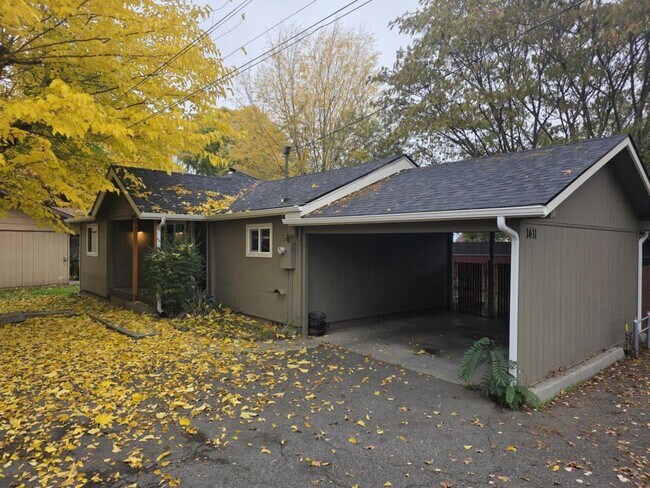 Foto del edificio - 1411 SW G St