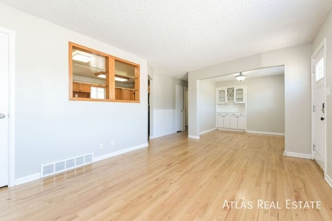 Building Photo - 1480 E 112th Pl