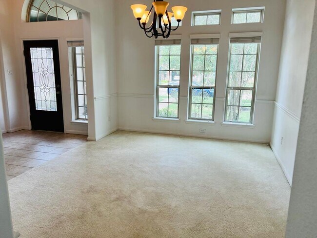 Building Photo - 6011 Crawford Hill Ln