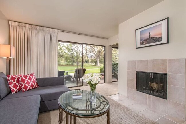 Foto del edificio - 668 Cottage Dr