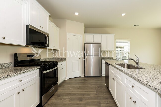 Building Photo - 3314 Quintana Dr