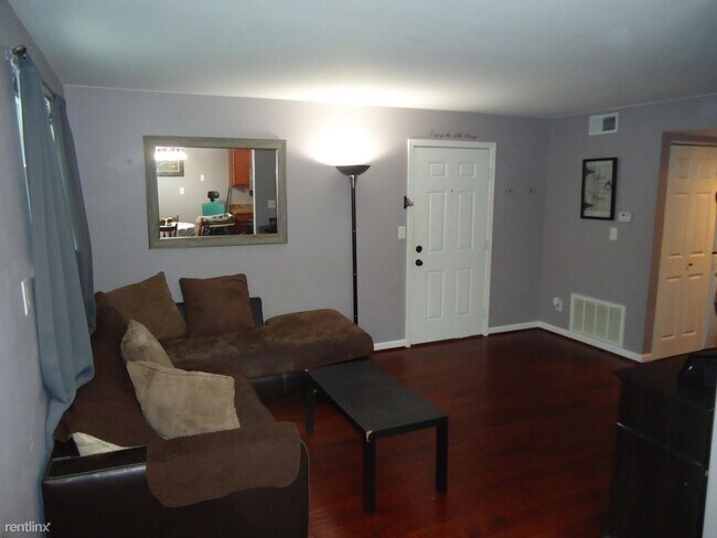 Building Photo - 2 br, 2 bath Condo - 120 Middletown Sq