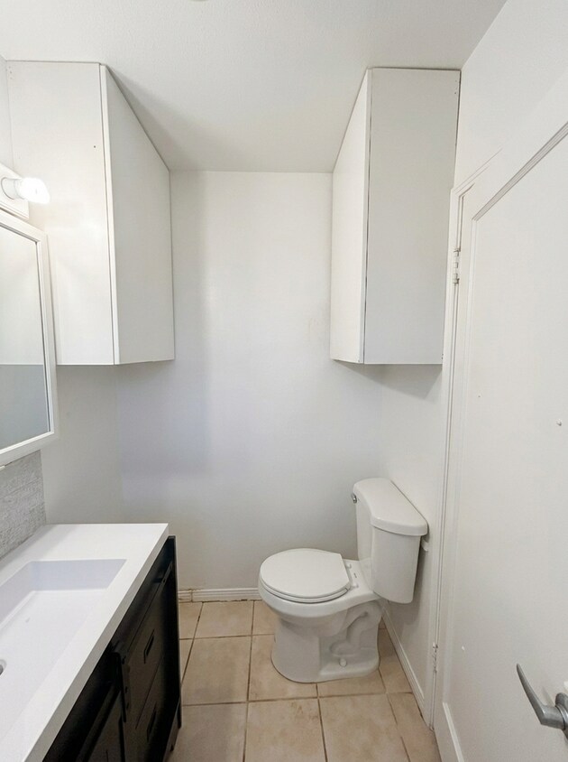 Foto del edificio - Valmont, 6857-6901