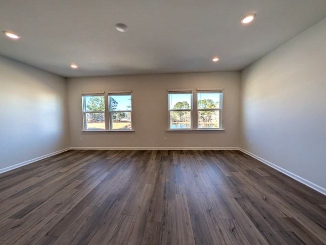 Building Photo - 2837 Farmhouse Dr