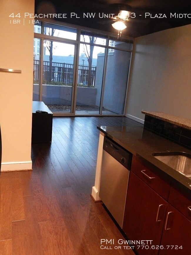 Building Photo - Spacious LUX 1/1 Midtown ATL Condo