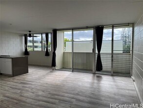 Building Photo - 95-021 Kuahelani Ave