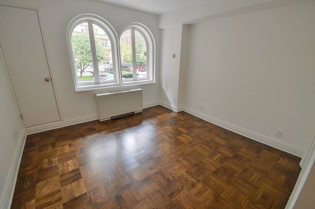 Building Photo - 920 Park Avenue