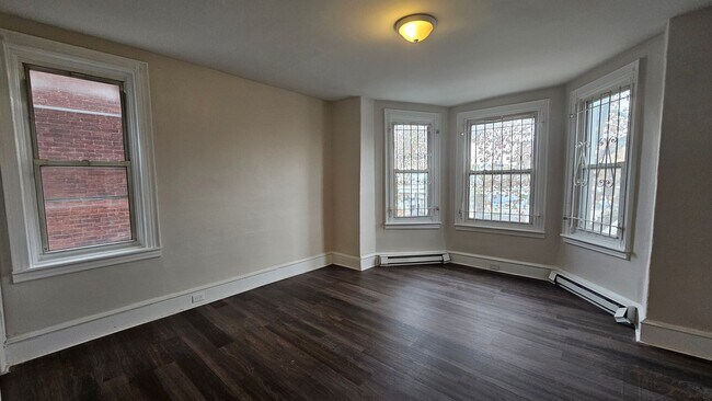 Foto del edificio - 5638 Walnut St, Philadelphia, PA 19139