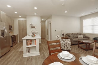 2BD, 2BA - 924 SF - Eagles Peak - 55+ Active Adult Community