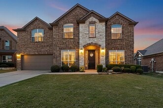 Building Photo - 2298 Peaceful Pointe Dr