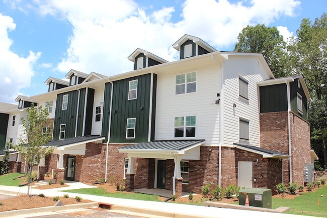 Foto del edificio - Harrison Village