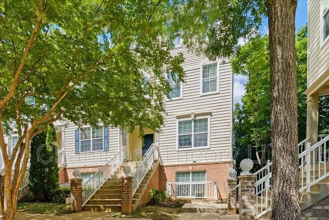 Photo - 11308 King George Dr Apartment