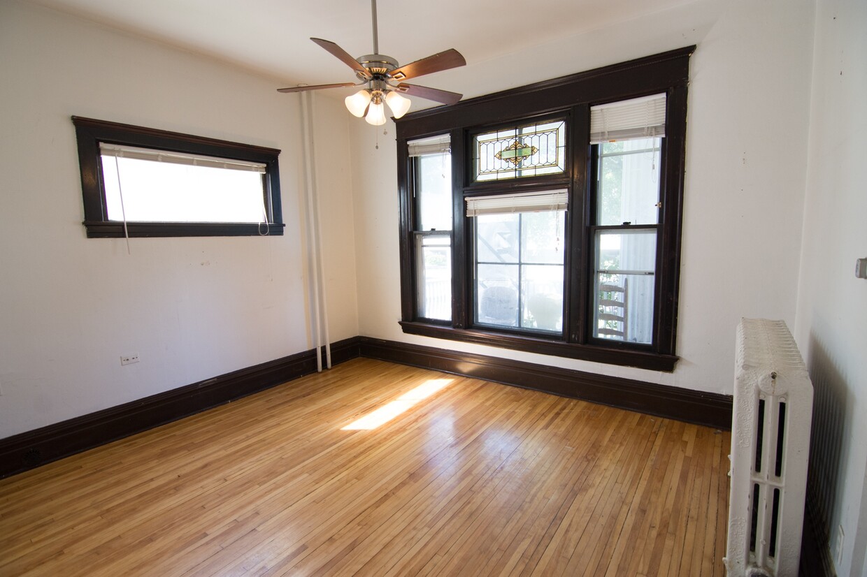 Foto principal - 2115 3rd Ave