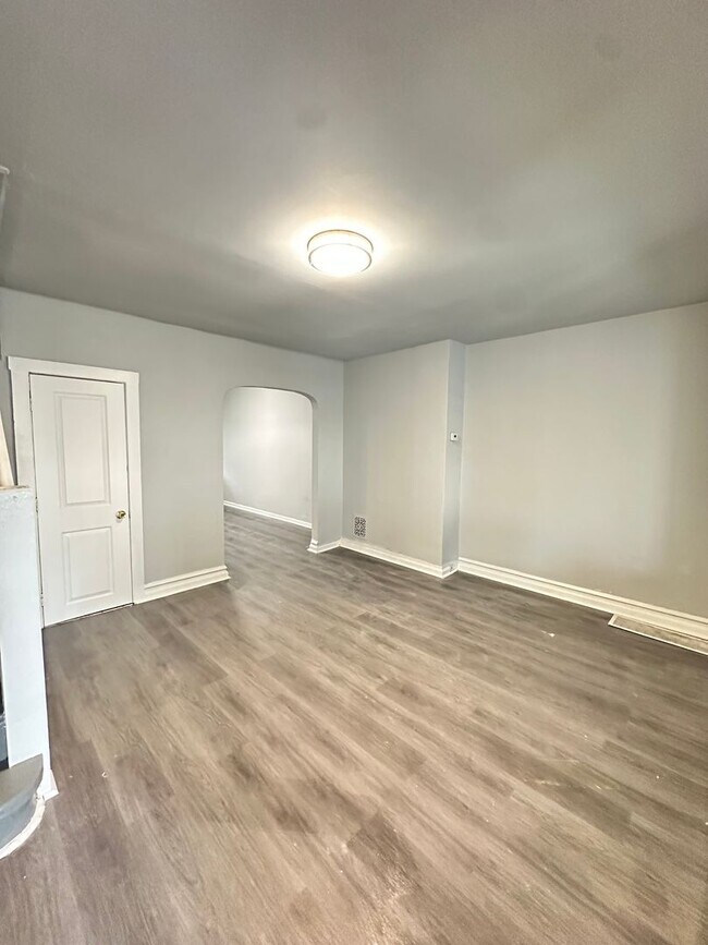 Foto del edificio - 3 bedroom 1 bath house available in Southw...
