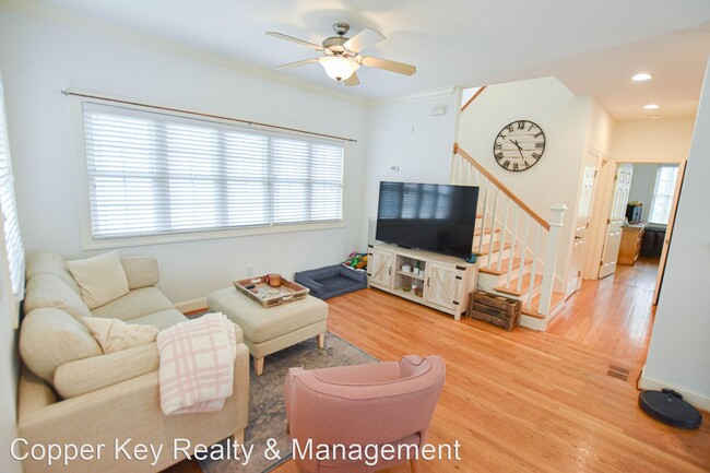 Building Photo - 3 br, 2 bath House - 413 Patina Circle