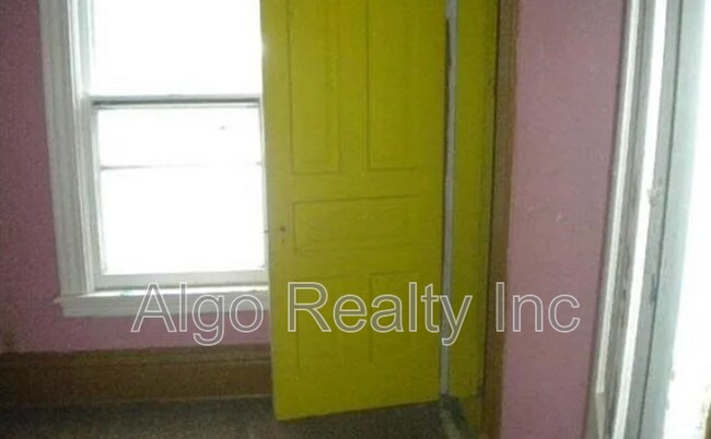 Foto del edificio - 2647 Fremont Ave N