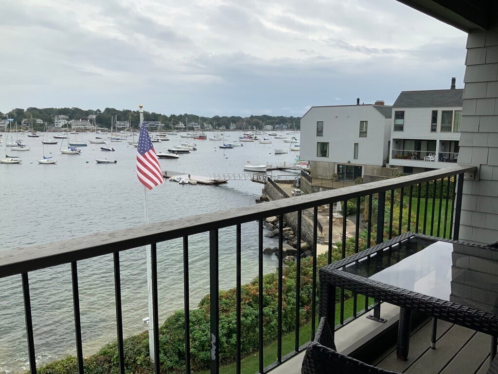 33 Constitution Way Unit 33C, Marblehead, MA 01945 Condo for Rent in
