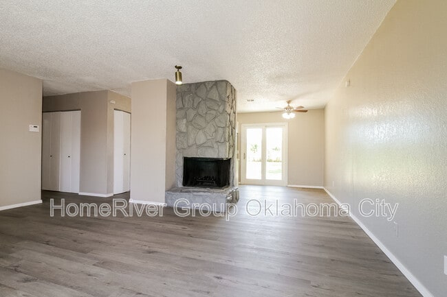 Building Photo - 808 NW 113th St