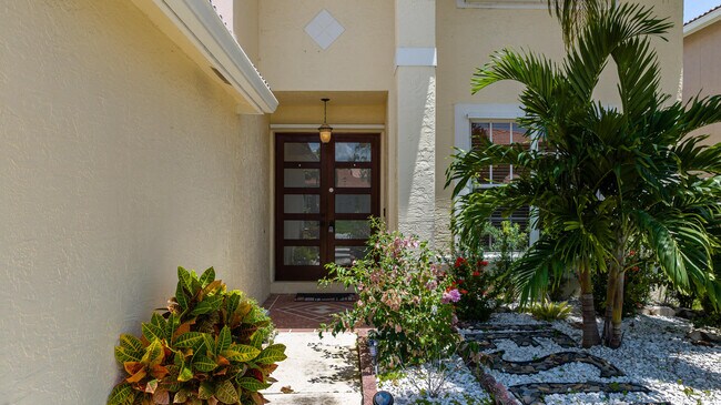 Foto del edificio - 3626 Newport Ave