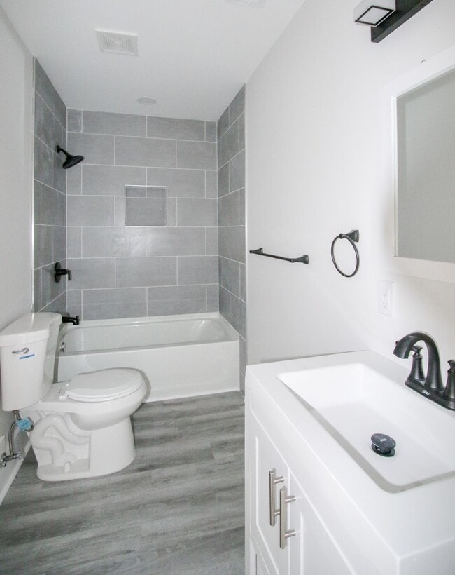 Building Photo - ?Move-In Special: $300 Off First Month if You Move by Feb 28, 2026!