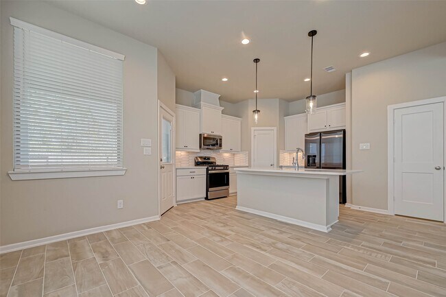 Foto del edificio - 316 N Spotted Fern Dr