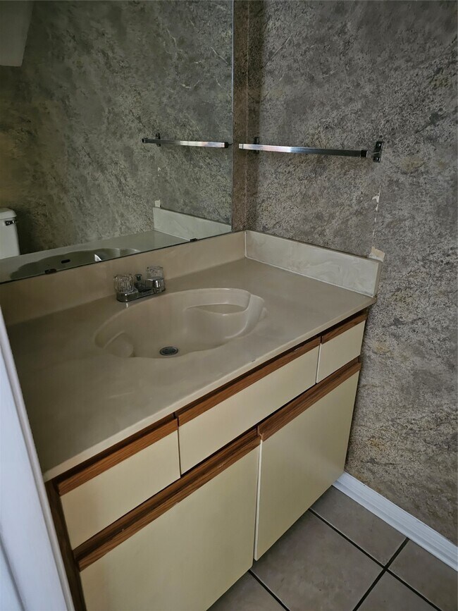 Foto del edificio - 9850 Pagewood Ln