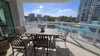 Building Photo - 16400 Collins Ave