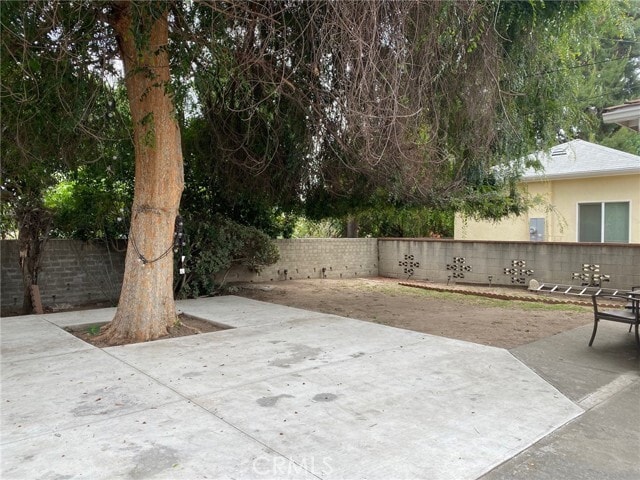 Building Photo - 2818 S 10th Ave