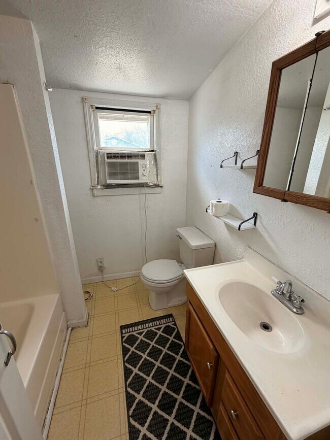 Foto del edificio - 408 E 41st St