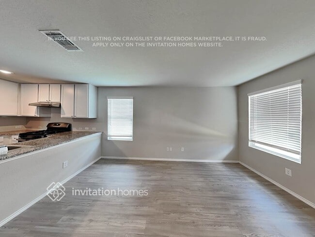 Foto del edificio - 5517 Verdugos Pl