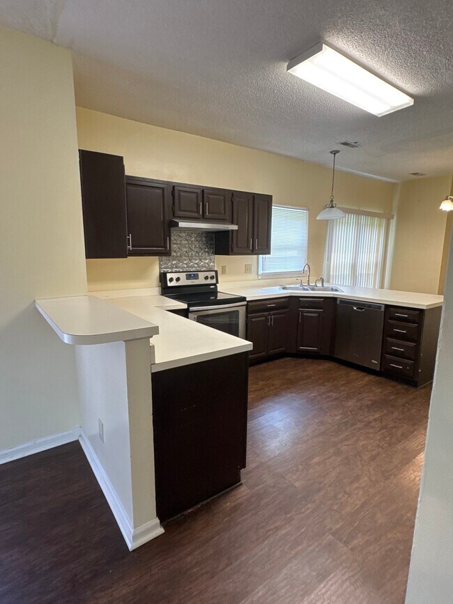 Cocina - 160 Wainwright Mnr