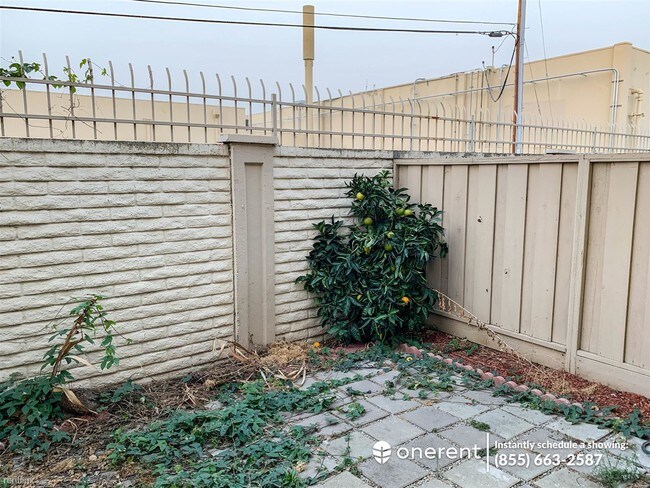 Building Photo - 3127 Loma Verde Dr