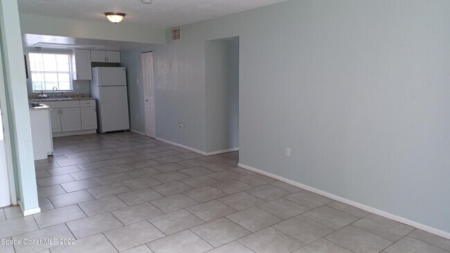 Foto del edificio - 181 Ulster Ln