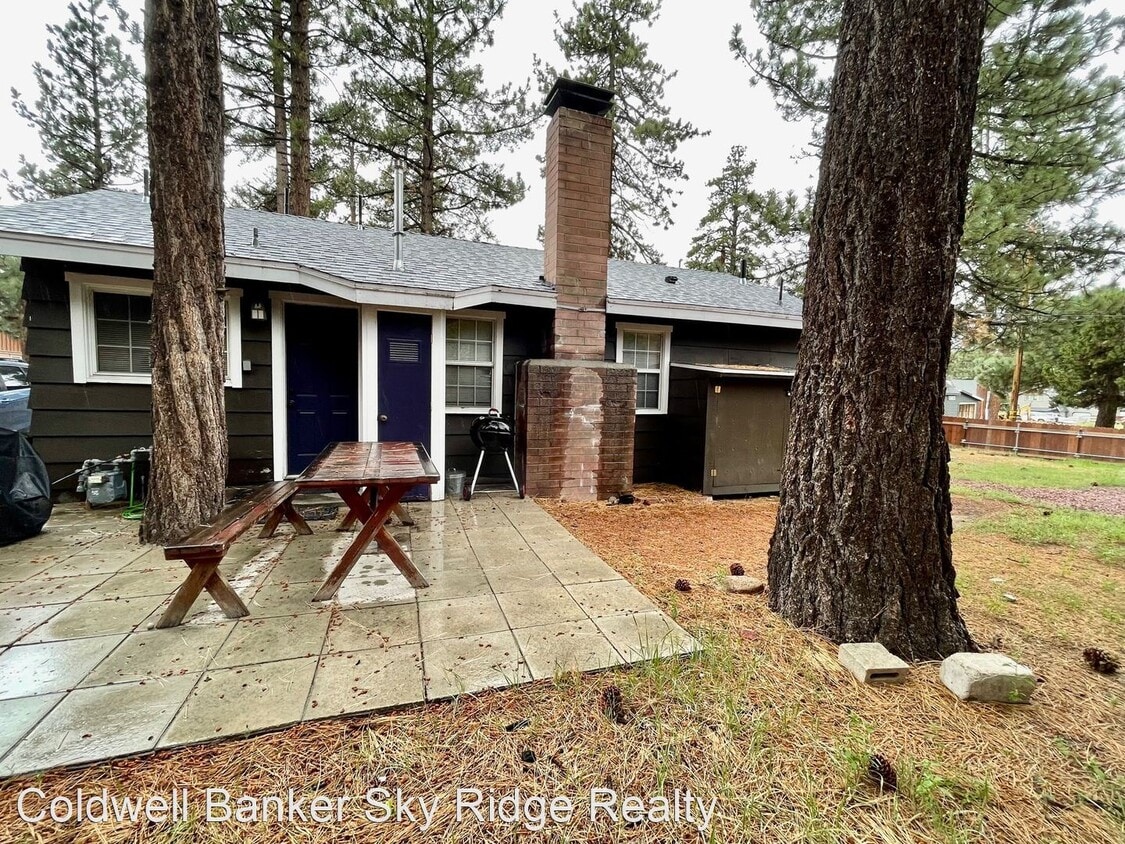Primary Photo - 2 br, 2 bath House - 828 Aeroplane