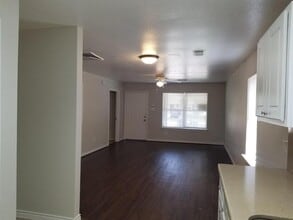 Building Photo - 3319 Angel Ln
