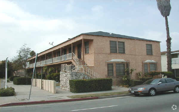 Foto principal - 6519 Crenshaw Blvd