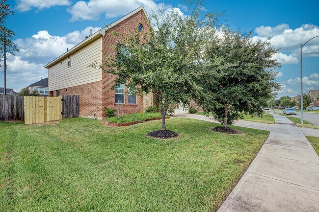Foto del edificio - 27010 Soapstone Terrace Ln