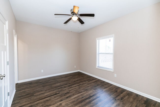 Building Photo - Patriots Place