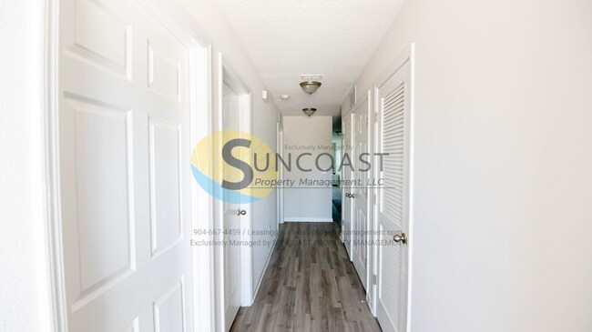 Building Photo - BEAUTIFUL Bd/2Ba Apartment on the Southsid...