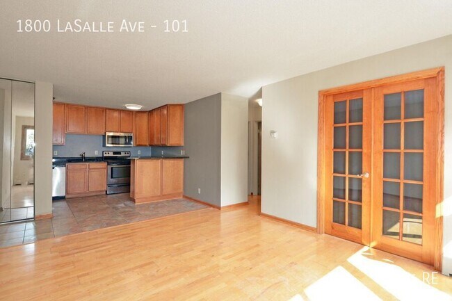 Foto del edificio - 1800 La Salle Ave