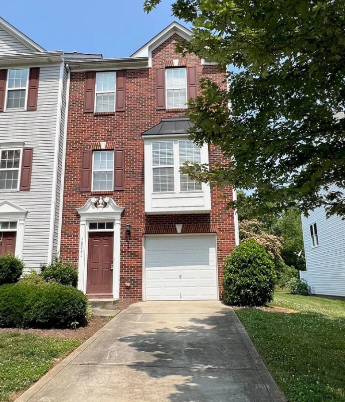 10331 Garrett Grigg Rd, Charlotte, NC 28262 Townhome Rentals in