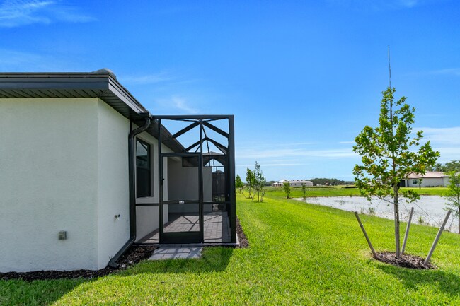 Foto del edificio - 19553 Hinkley Dr