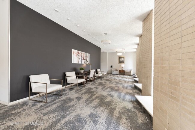 Building Photo - 3950 N Lake Shore Dr