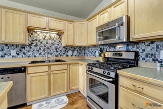 Building Photo - 6524 Whispering Loop