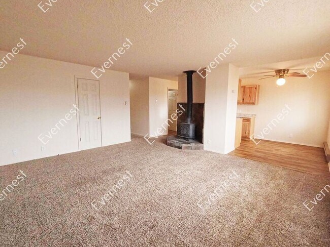 Foto del edificio - 1770 Meadowland Dr