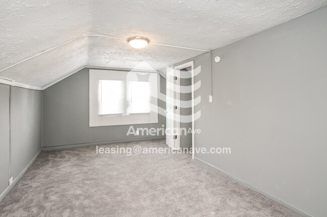 Foto del edificio - 1838 E Calvert St