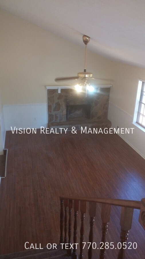 Building Photo - 5 South Meadowcliff Cir