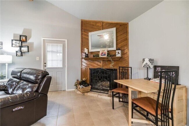 Foto del edificio - 3503 Rocky Hollow Trail